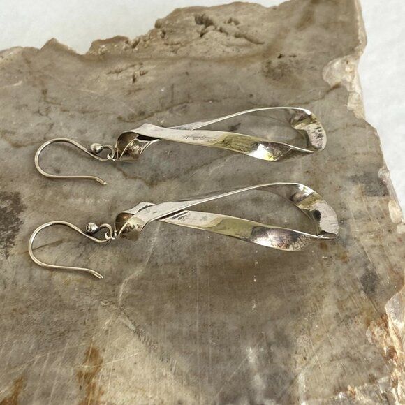Sterling Silver 925 Mexico HOB 2.36" Modernist Twisted Elongated Hoop Earrings - Picture 11 of 16